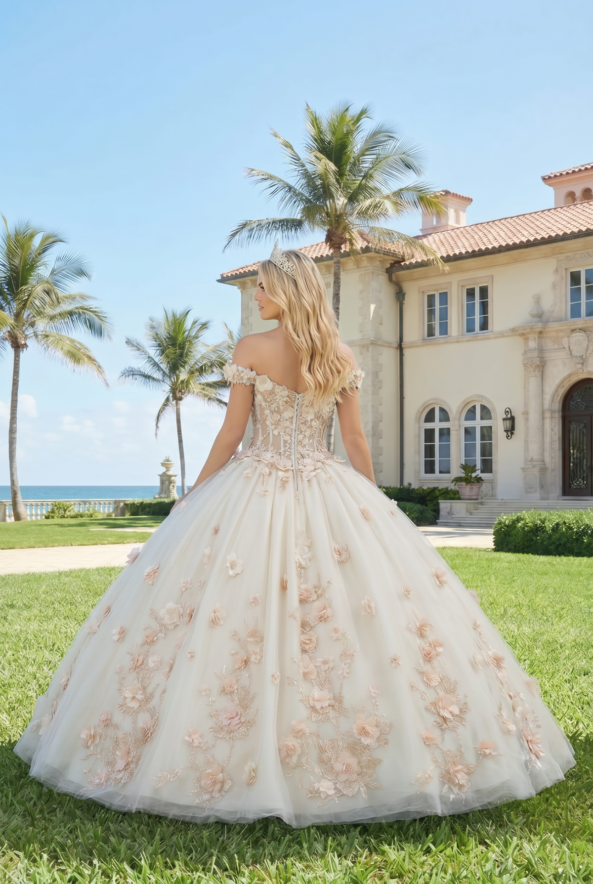 Diamantina Charming Ball Gown Illusion Neck Quinceañera Dress With 3D Floral & Lace