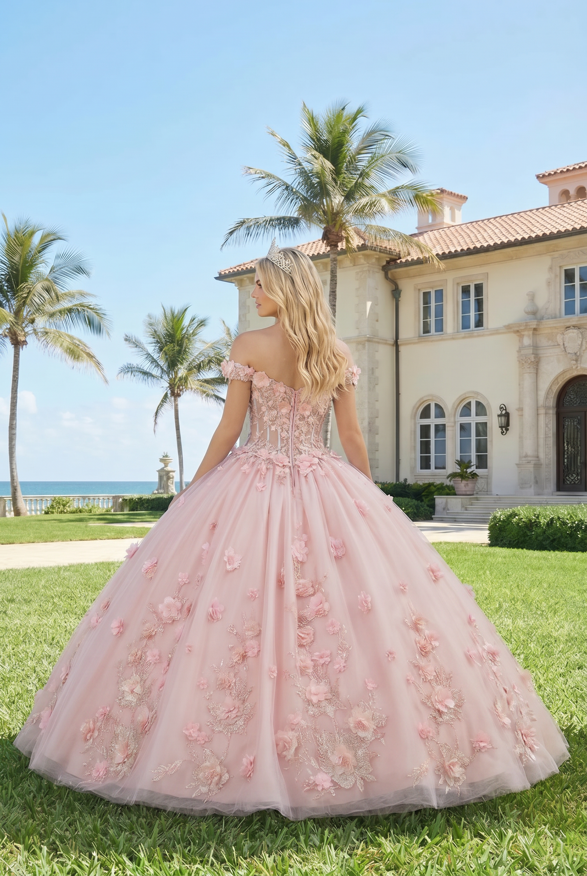 Diamantina Charming Ball Gown Illusion Neck Quinceañera Dress With 3D Floral & Lace